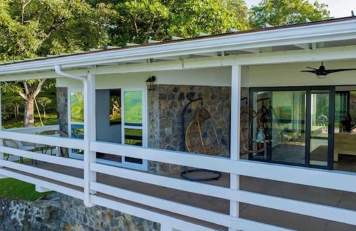 Marigot Bay Villa | Amazing mountain top villa!
