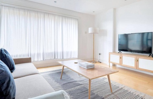 Spitalfields Apartment | Amazing Place by Liverpool St Station