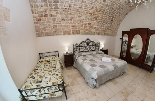 Conversano Other | Amazing Quad Room for Families Dimora Anna N.8