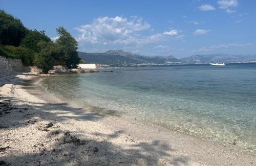 Kastel Stafilic Apartment | Amazing sea view apartment- Romantica
