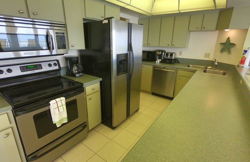 Daytona Beach Shores Condo | Amazing View-Oceanfront-Heated Pool-Car Free Beach-Crib-Many Extras!