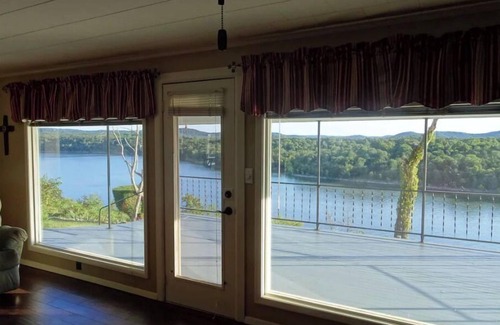 Eagle Rock House | Amazing View! Includes Boat Slip at Eagle Rock Marina!