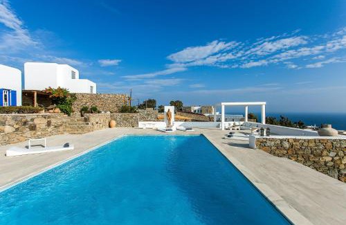 Paraga Villa | Amazing Villa 6bed in Agios Lazaros Mykonos