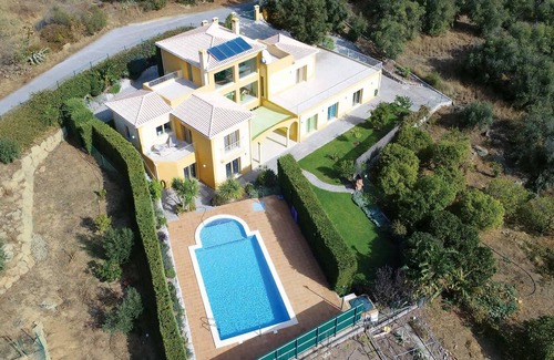Caldas de Monchique Villa | Amazing villa fantastic setting