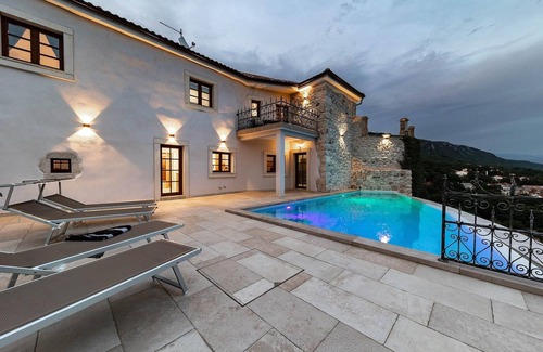 Bribir Villa | Amazing villa with pool, wellness and stunning view