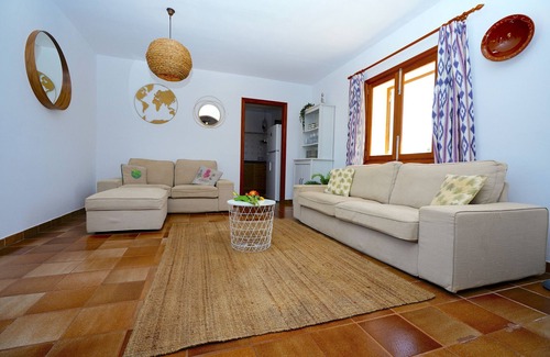 Porreres Villa | Amazing Villa with swimming pool, Wifi, Terrace, Patio, BBQ and Great Views