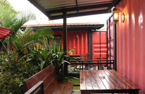 Makham Tia Hotel | Amazon Resort