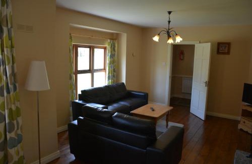 Killarney House | Amber Cottage
