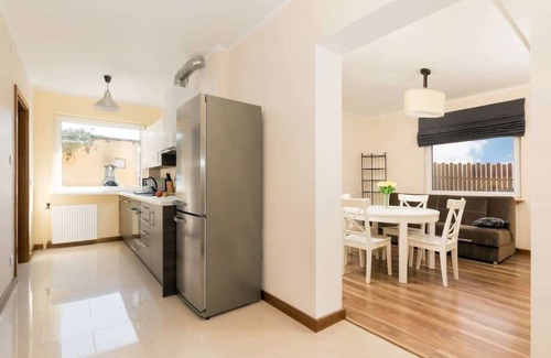 Kolczewo House | Amber House Kolczewo | Large house with a Terrace and 5 Bedrooms | Parking | Ide
