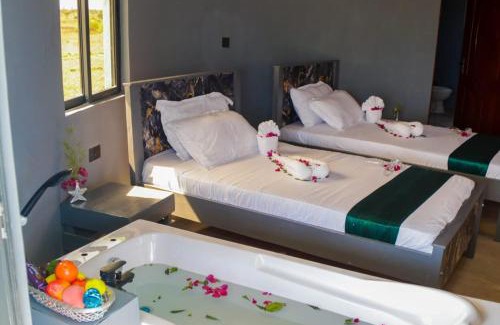 Amboseli Cabin | Amboseli Amanya Lodge