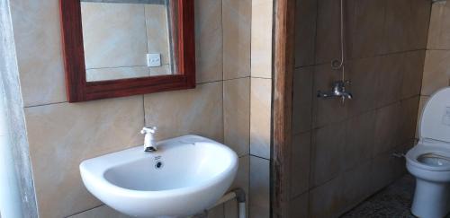 Purwakerti House | Amed Sari Beach Guesthouse