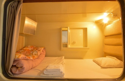 Sannenzaka Ninenzaka Hotel | Amenity Hotel Kyoto Capsule private room/Kyoto Kyōto
