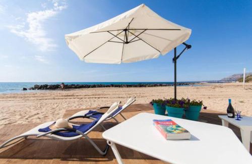 Trappeto Apartment | Amira Beach Villa by Le Dhome Sicily