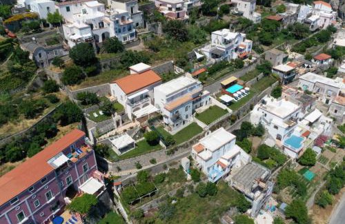 Praiano Villa | AMORE RENTALS - Villa Blu