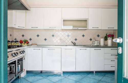 Ravello Villa | AMORE RENTALS - Villa Pittoresca with Pool and Sea View