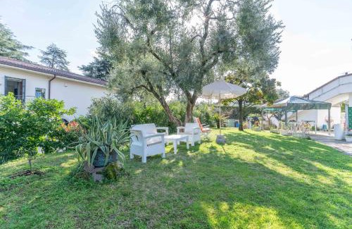 Salo Apartment | Ampia Dimora a Salò con Parcheggio e Giardino