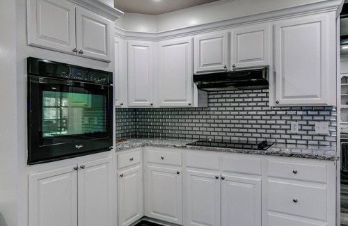 Texarkana House | Ample room for family gatherings or business