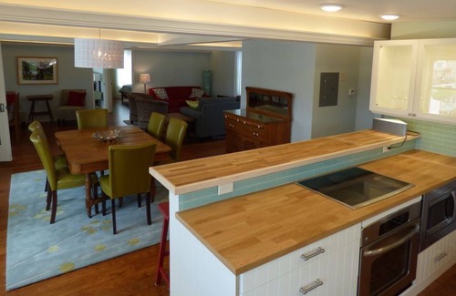 Decorah Apartment | An amazing flat on Water Street in downtown Decorah