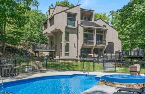 Boonton House | An Architectural Delight - The perfect blend of comfort and luxury