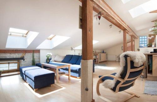 Kesklinn Apartment | An awesome penthouse near the city center