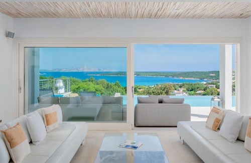 Liscia di Vacca Villa | An exceptional sea-view property near Porto Cervo
