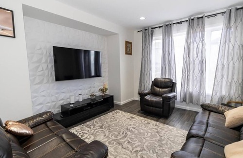 Winnipeg House | An Extremely Awesome House