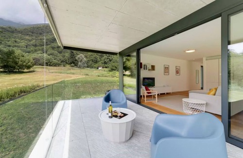 Claro Apartment | An oasis of peace in nature (Hydra 06 Residenza Ticino)