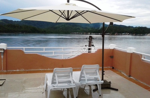 Daram House | An Unusual & Different holiday rental home in a remote fishing village in Burgos