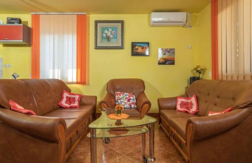 Polje House | Ana (MLK135) by Interhome