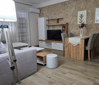 Paracin Apartment | Anastasija Lux