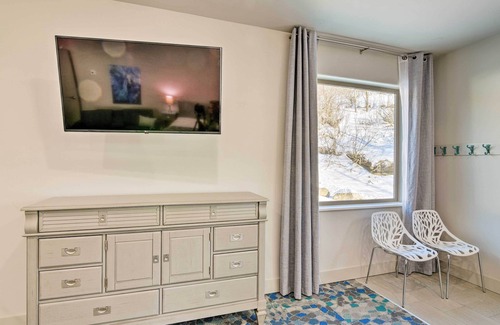 Hillside East Apartment | Anchorage Studio Escape ~ 14 Miles from Downtown!