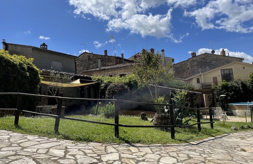 Vescovado Apartment | Ancient Dwellings apartment the Wisteria