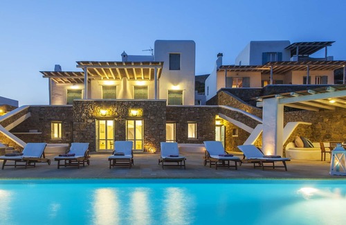 Houlakia Villa | Andromeda Myconian Villa w Private Infinity Pool & breathtaking view