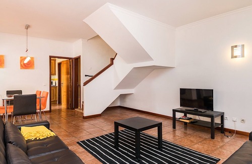 Urbanizacao dos Calicos House | Andryala Villa, Terrace, Garden