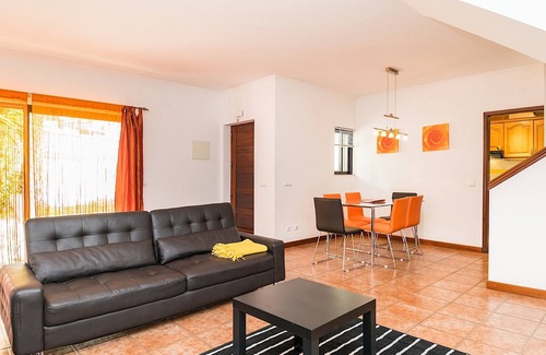 Urbanizacao dos Calicos House | Andryala Villa, Terrace, Garden