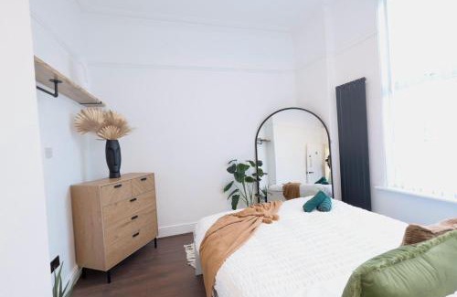 Anfield Apartment | Anfield Stadium Apartment - Perfect Matchday Stay