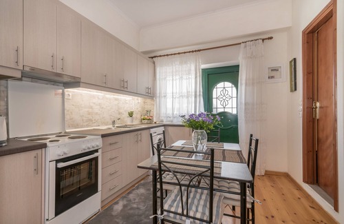 Ano Volimes House | Angel's 2-Bedroom Traditional House
