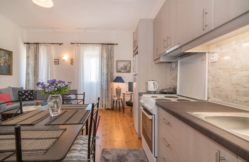 Ano Volimes House | Angel's 2-Bedroom Traditional House