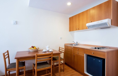 Rhodes Apartment | Angela Downtown Hotel