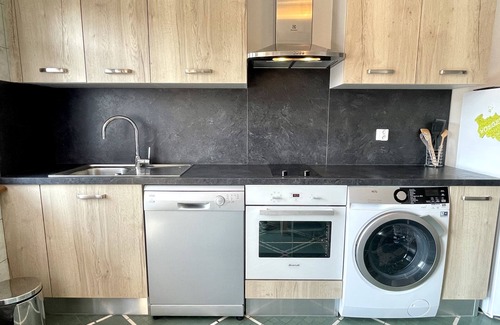 Forges-les-Bains Apartment | Angèle : Nice apartment 300 meters from the Bains les Bains thermal baths
