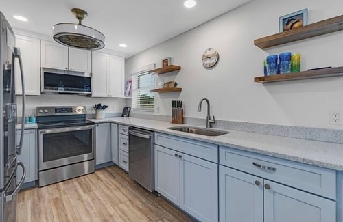 Chateaux Sur Mer House | Angel’s Nest – Gulf-Front with Private Pool in Sanibel’s Chateaux Sur Mer
