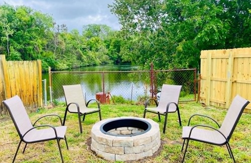 Orchid Lake Village House | Angie's Family-Favorite Lake Home: Heated Pool 3br/3ba