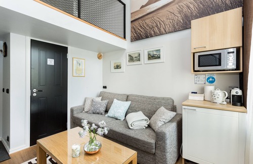 Old Town Apartment | Angleterre Apartments