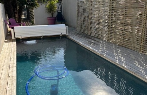 Angoulins House | Angoulins 60m2 house heated pool 2 bedrooms 80m from the sea