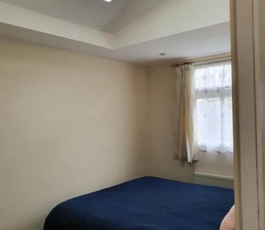 Mablethorpe and Sutton Ski Chalet | Animal friendly Sea 2 mins away
