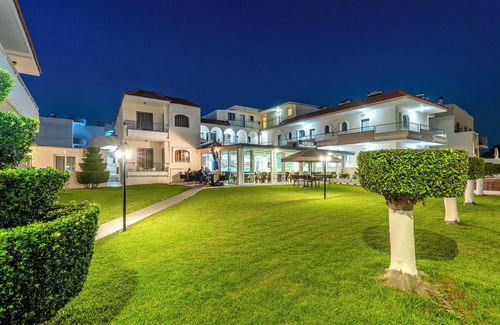 Ialyssos Apartment | Anixis Hotel