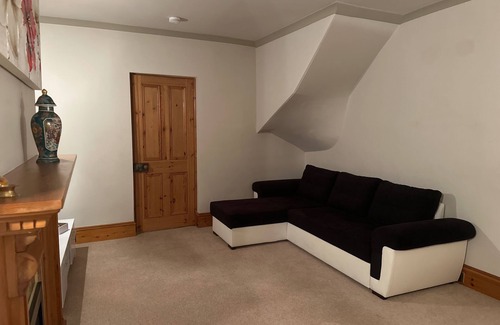 Bucksburn Cottage | Ann Cottage Retreat in Aberdeen