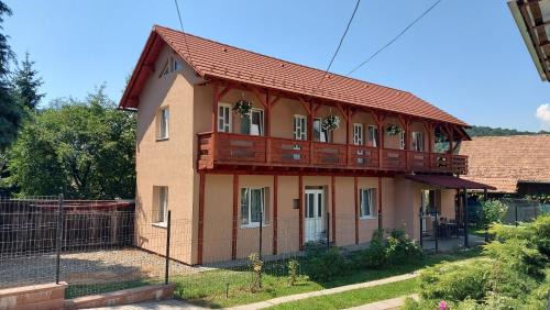 Praid House | Anna Vendeghaz