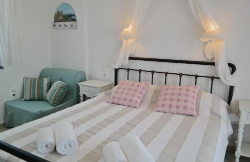 Plaka Apartment | Annio studios