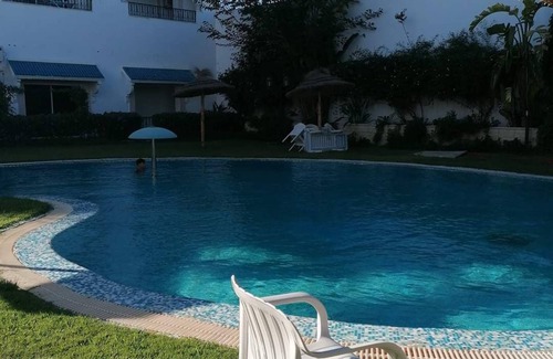 Hammamet Apartment | Annual rental 350€/month An S1 apartment with swimming pool and parking